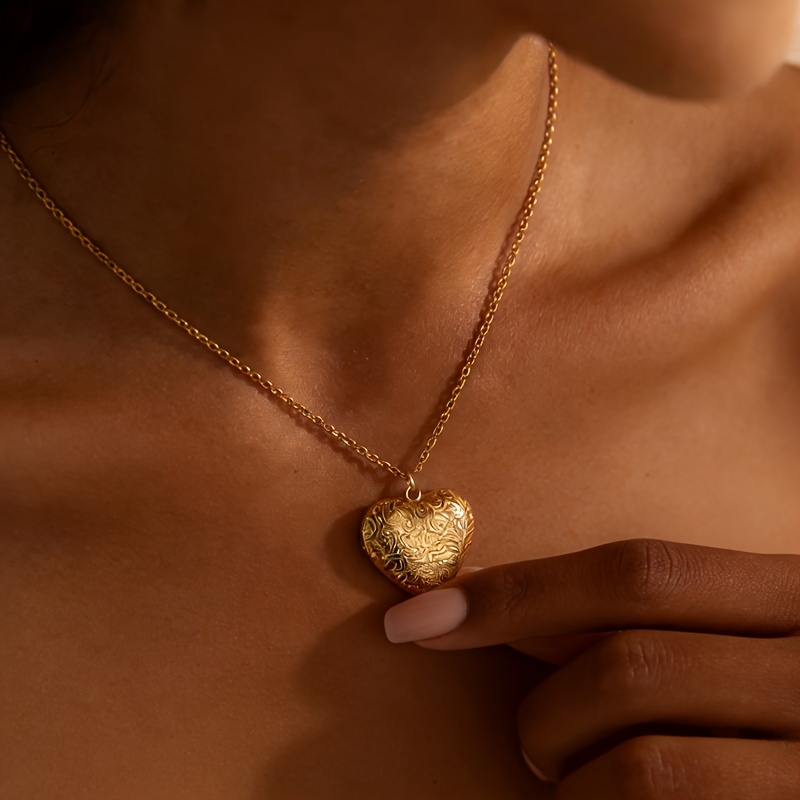 Customized Photo Heart-Shaped Necklace for Couples